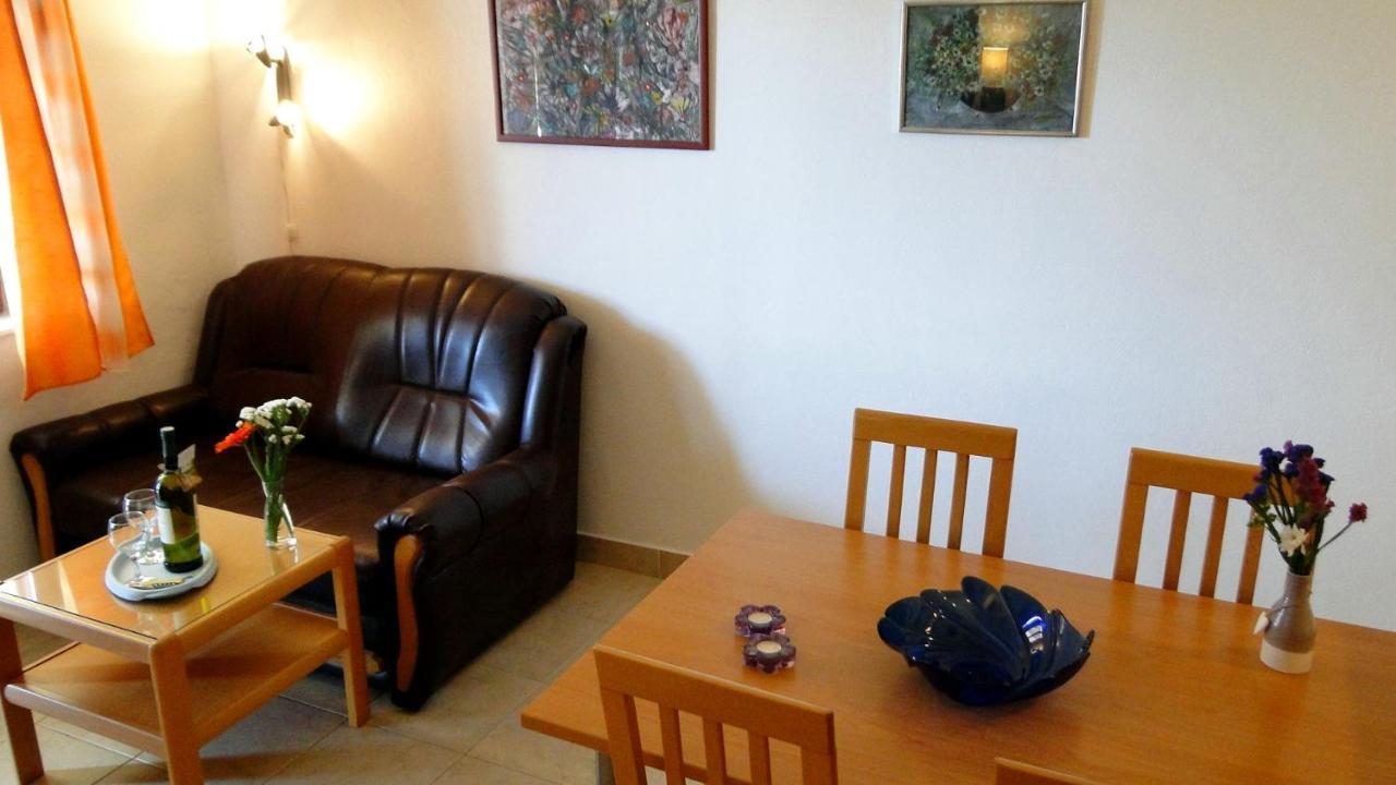 Holiday Home Apartment Tedo Klek Eksteriør bilde