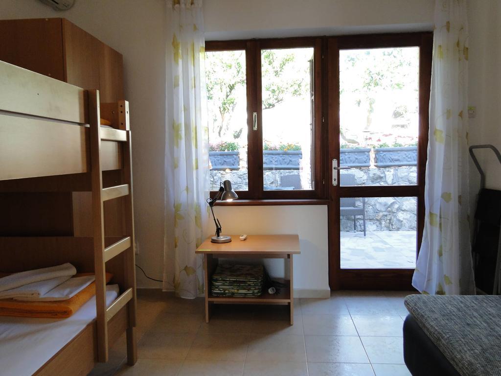 Holiday Home Apartment Tedo Klek Eksteriør bilde