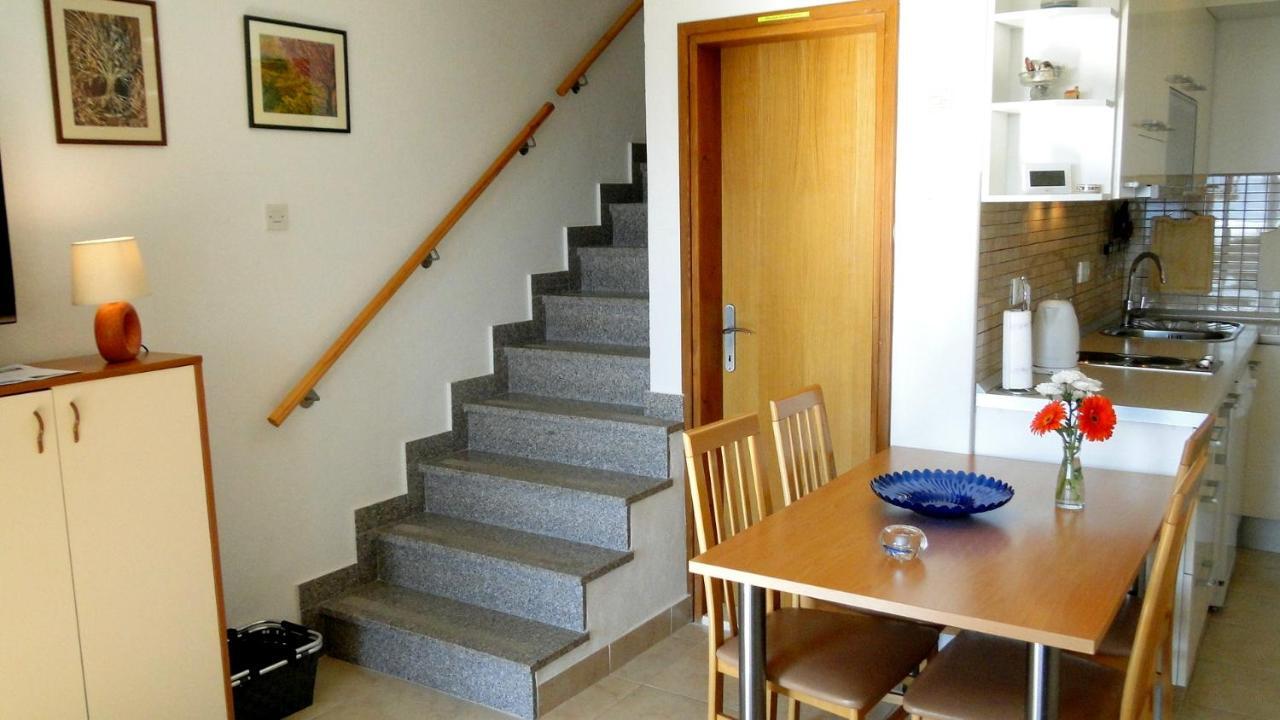 Holiday Home Apartment Tedo Klek Eksteriør bilde